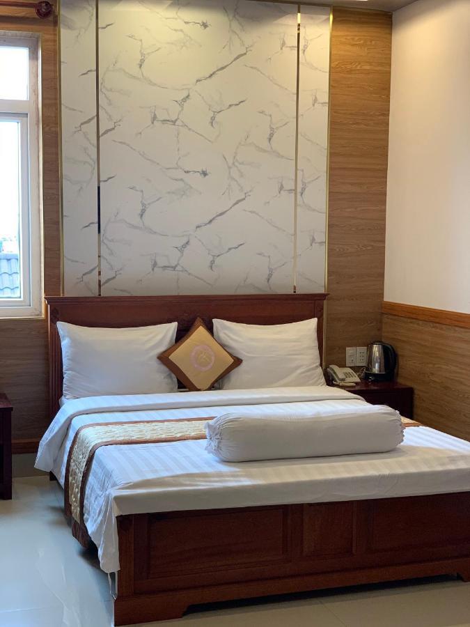 Phuc Hung 2 Hotel Ратьзя Экстерьер фото